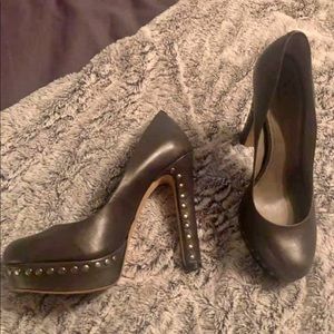 Vince Camuto worn only twice...SZ 10